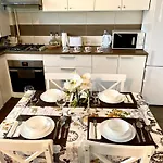 Relaxing Coresi Mall Free Parking Apartman *