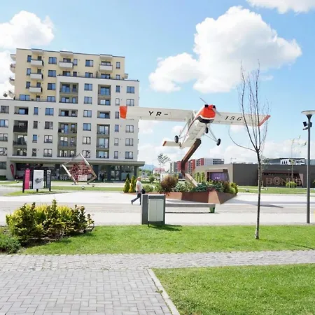 דירה Relaxing Coresi Place בראשוב