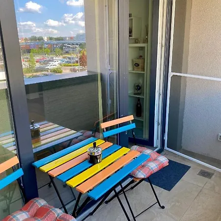 Relaxing Coresi Mall Free Parking Apartment