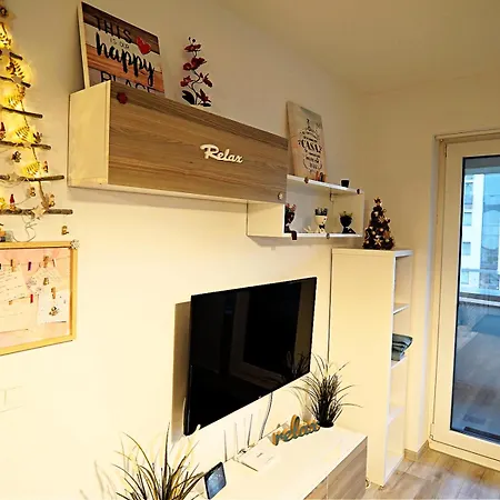 דירה Relaxing Coresi Place בראשוב