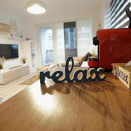 Relaxing Coresi Place בראשוב