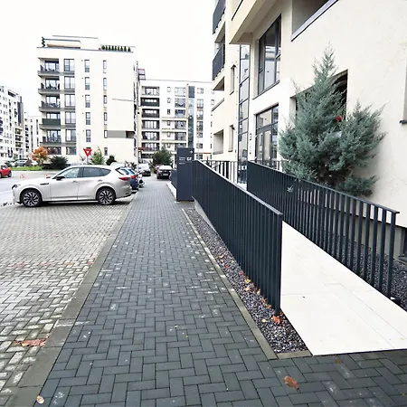 Relaxing Coresi Place * בראשוב