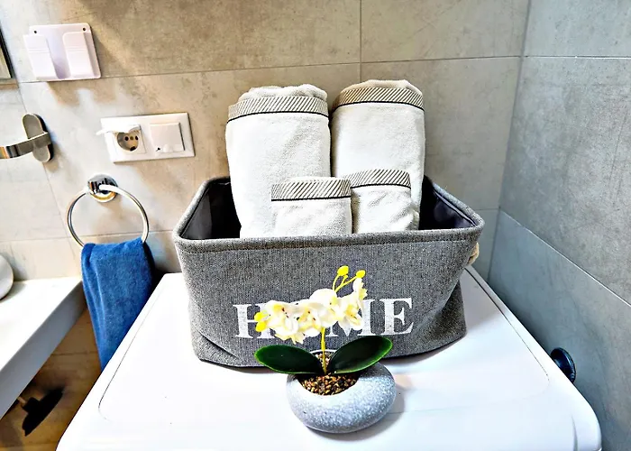 Daire Relaxing Coresi Mall Studio Free Parking *