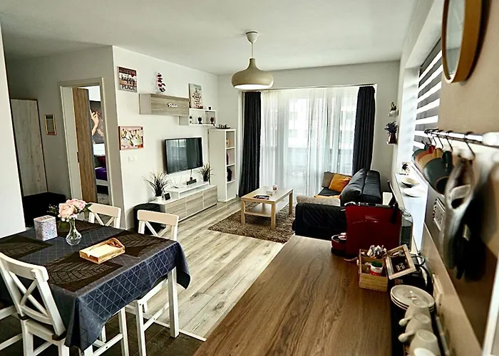 Daire Relaxing Coresi Mall Studio Free Parking